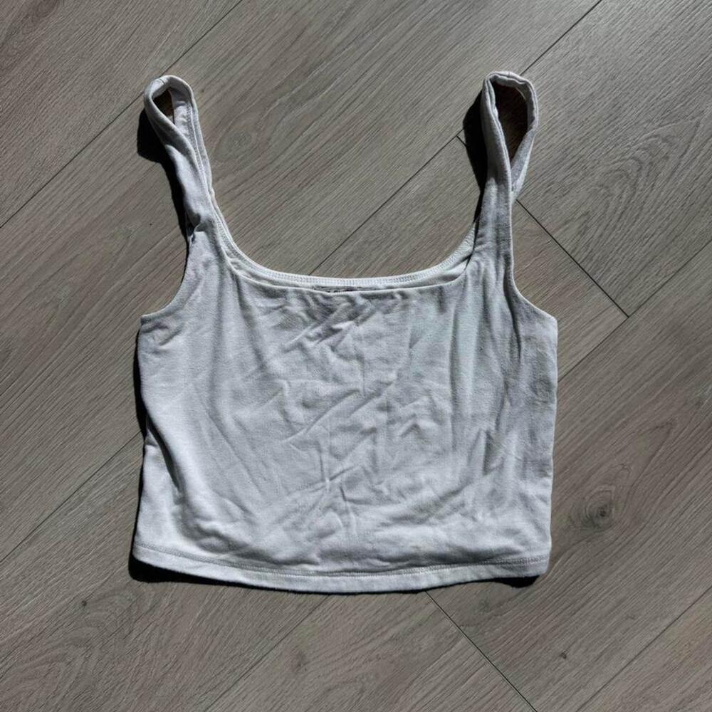 White z supply crop top